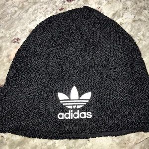 Authentic adidas primeknit cap.